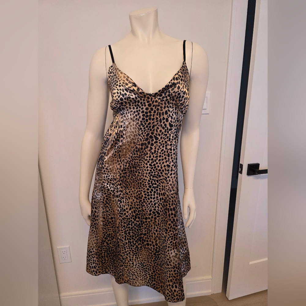 Tuwe Animal Leopard Print midi  Satin Slip Drees with Lace Trim, M